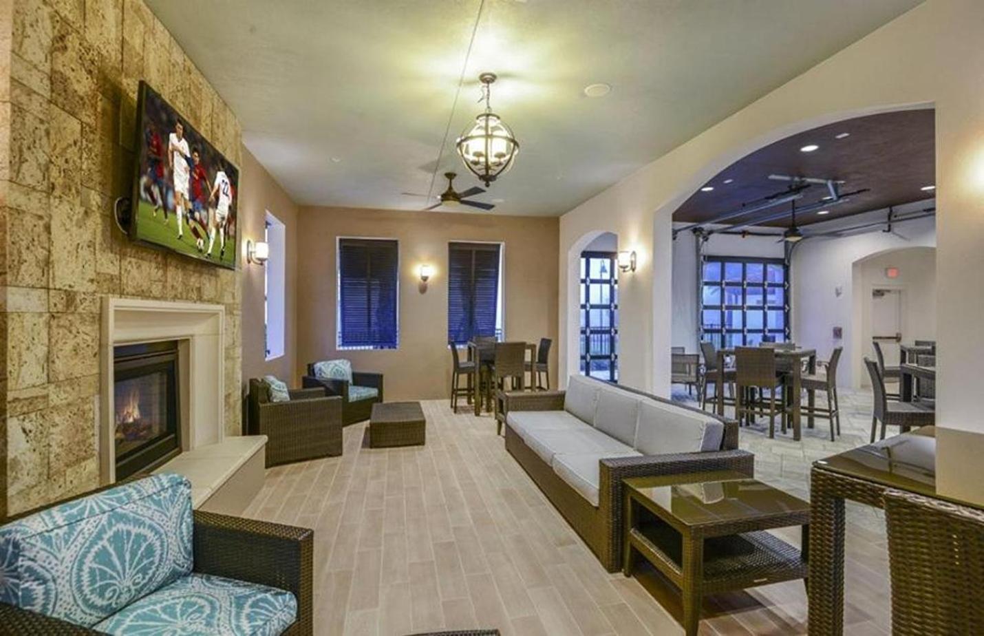 Townhome Wprivate Pool & Free On-Site Water Park كيسيمي المظهر الخارجي الصورة